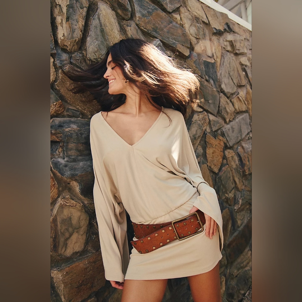 NWT Free People Good Feels V-Neck Mini. Color: Morning Oat Size M - Picture 4 of 4